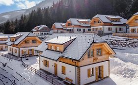 Chalet Pretzel